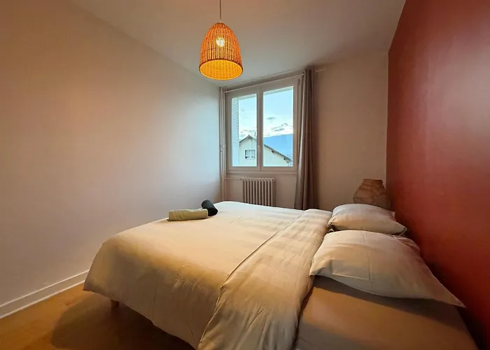 Grand T2 Lumineux Et Cosy - 1min Termes Marlioz *