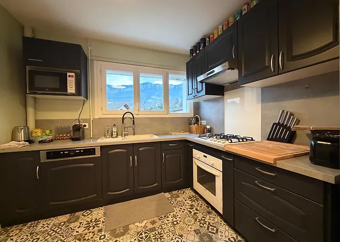 Grand T2 Lumineux Et Cosy - 1min Termes Marlioz